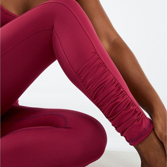 NWT Fabletics Pureluxe Ruched Legging XS - Picture 3 of 6